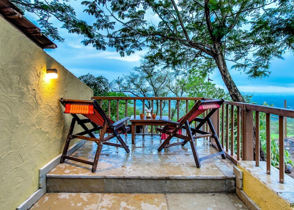 Nisarg Resort Kolhapur Luaran gambar