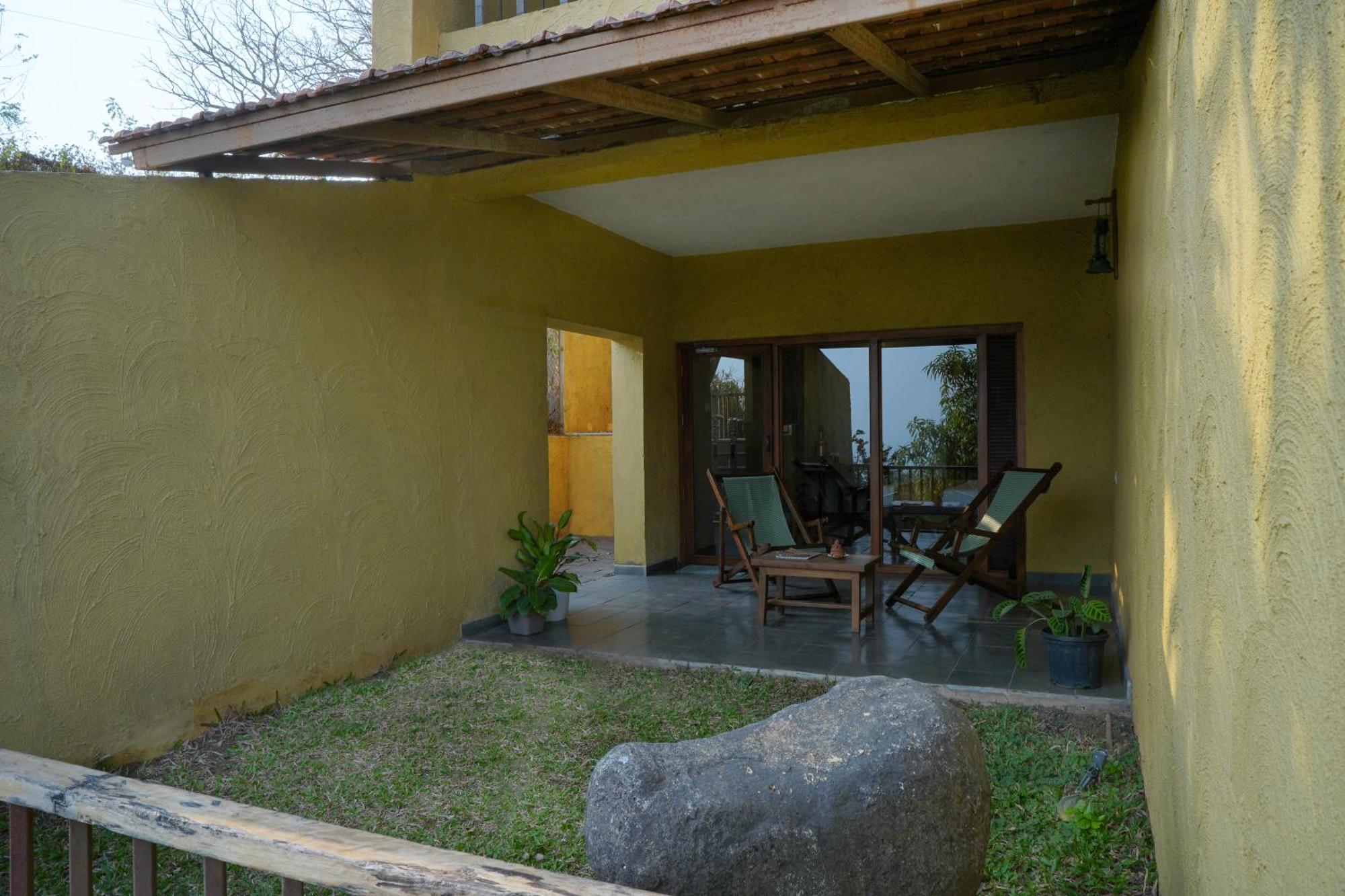 Nisarg Resort Kolhapur Luaran gambar