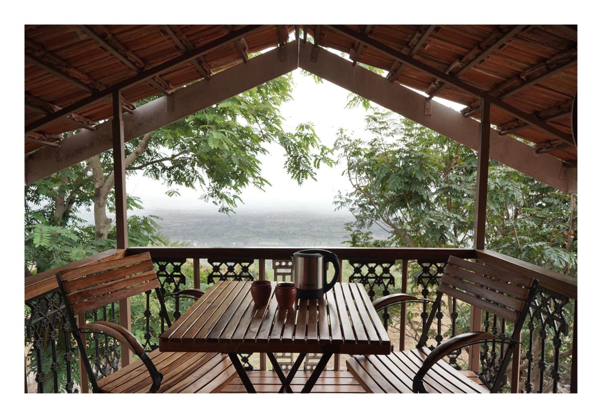 Nisarg Resort Kolhapur Luaran gambar